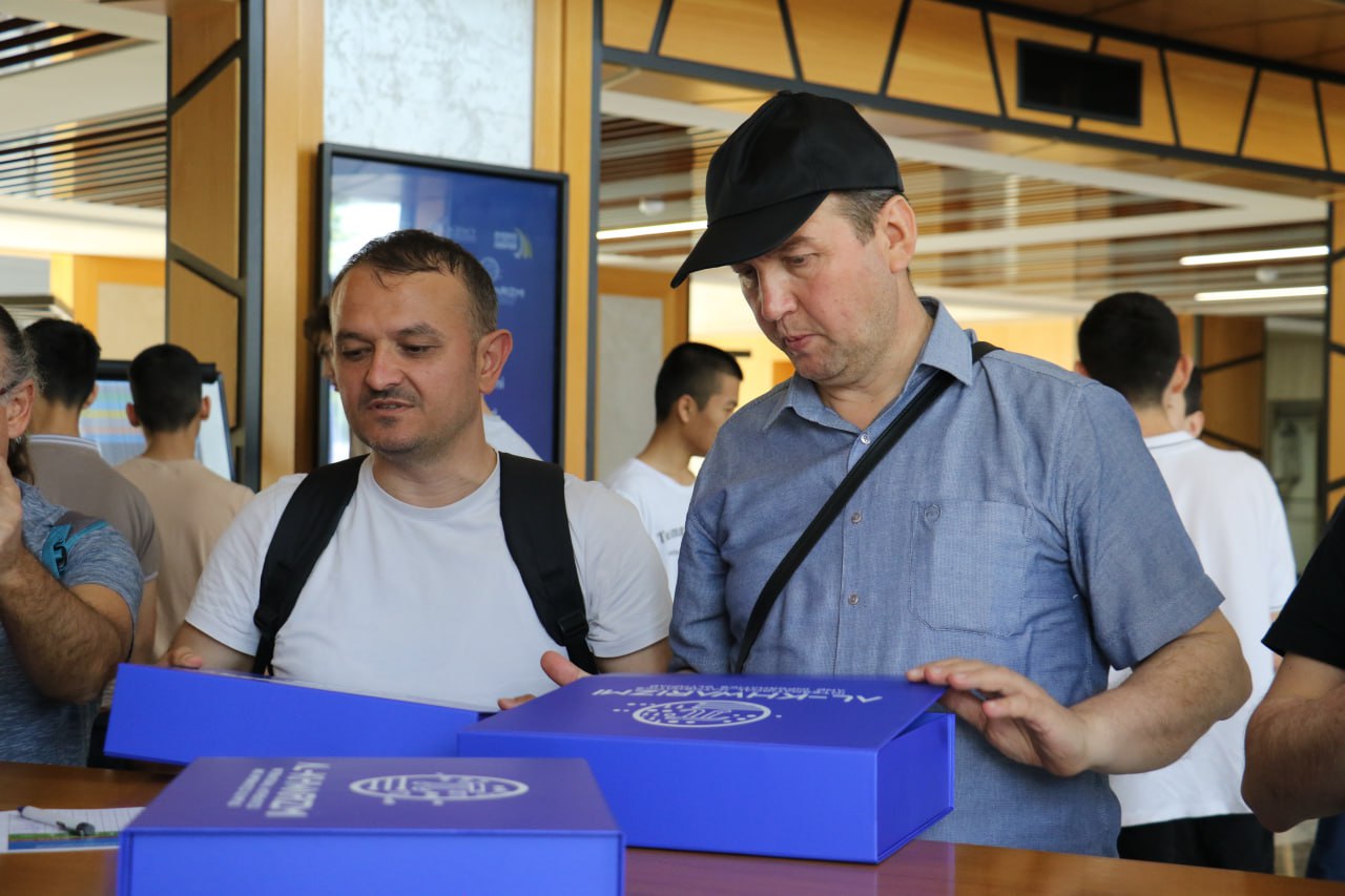 Welcome kit distribution